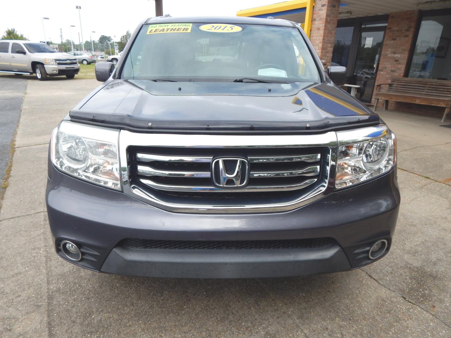 2015 Charcoal /Gray Leather Honda Pilot EX-L (5FNYF3H56FB) with an 3.5L V6 engine, Automatic transmission, located at 3120 W Tennessee St, Tallahassee, FL, 32304-1002, (850) 575-6702, 30.458841, -84.349648 - Used Car Supermarket is proud to present you with this loaded immaculate 2015 Honda Pilot EX-L 7 passenger. Used Car Supermarket prides itself in offering you the finest pre-owned vehicle in Tallahassee. Used Car Supermarket has been locally family owned and operated for over 48 years. Our Pilot EX- - Photo#2